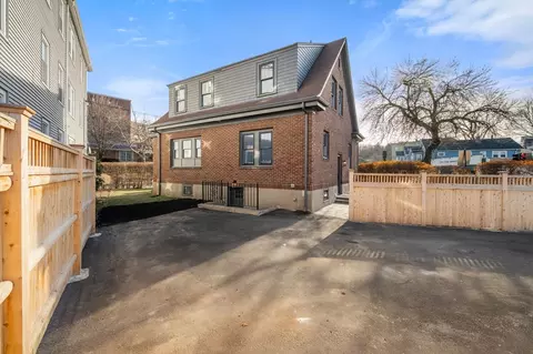 209 High St, Brookline, MA 02445 photo 36