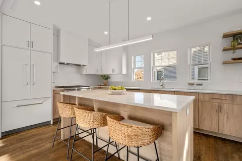 209 High St, Brookline, MA 02445 photo 3