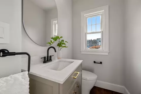 209 High St, Brookline, MA 02445 photo 23