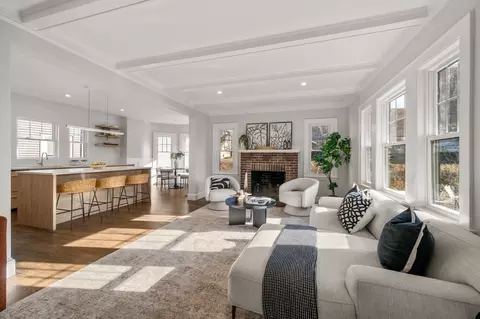 209 High St, Brookline, MA 02445 photo 2