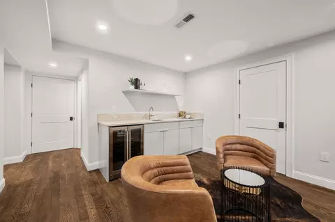 209 High St, Brookline, MA 02445 photo 29