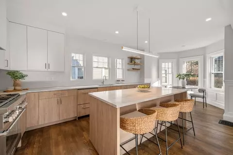 209 High St, Brookline, MA 02445 photo 9