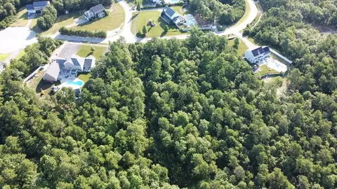 17-035 Seabiscuit Dr, Plymouth, MA 02360