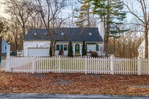 369 Cooper Rd, Northbridge, MA 01534 photo 2