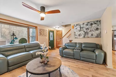 369 Cooper Rd, Northbridge, MA 01534 photo 7