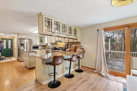 369 Cooper Rd, Northbridge, MA 01534 photo 10