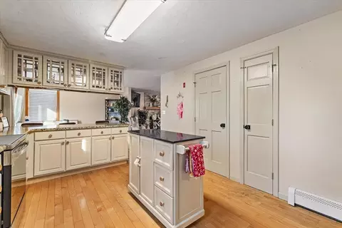 369 Cooper Rd, Northbridge, MA 01534 photo 12