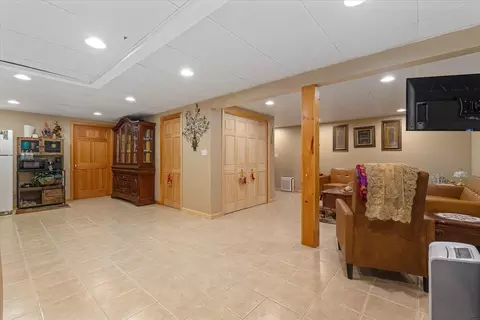 369 Cooper Rd, Northbridge, MA 01534 photo 22