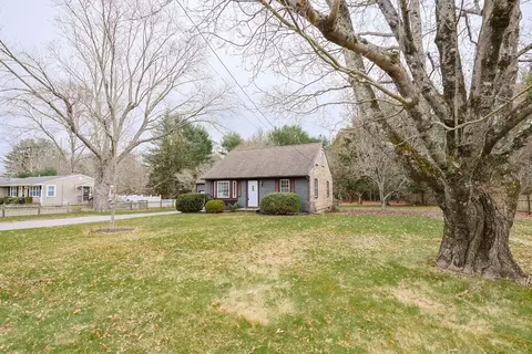 271 King St, Raynham, MA 02767 photo 4