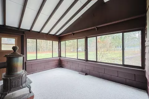 271 King St, Raynham, MA 02767 photo 22