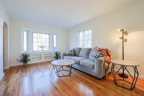 271 King St, Raynham, MA 02767 photo 7