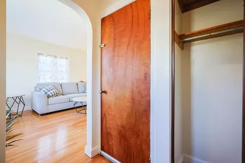 271 King St, Raynham, MA 02767 photo 6