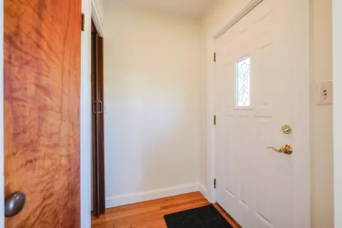 271 King St, Raynham, MA 02767 photo 5