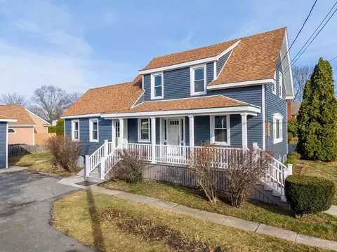 32 Cedar St, Fairhaven, MA 02719 photo 2