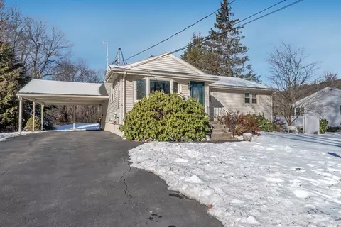 15 Briarcliff Ln, Paxton, MA 01612