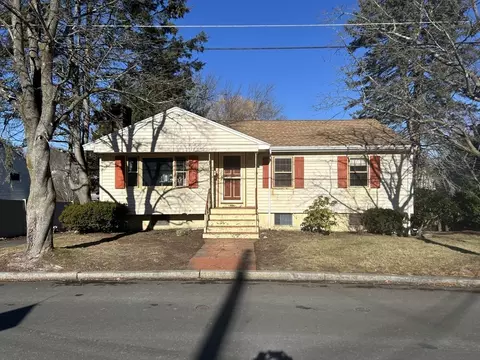 48 Burnett St, Melrose, MA 02176