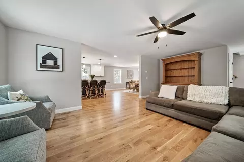 2 Mapleton Rd, Merrimac, MA 01860 photo 8
