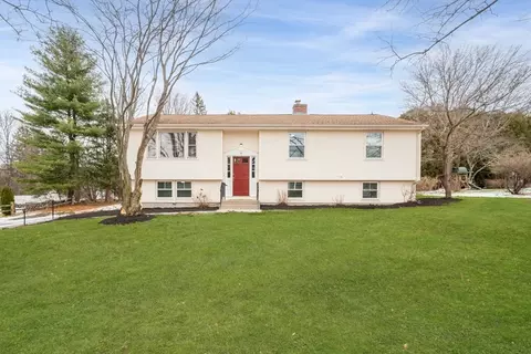 16 Ward Ln, Westborough, MA 01581