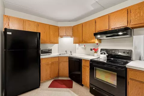159 Main St #12B, Stoneham, MA 02180 photo 3