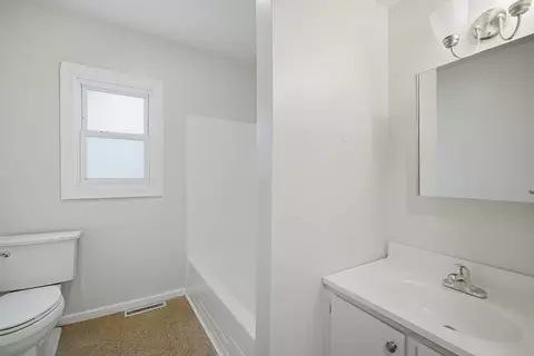 882-884 Liberty St, Springfield, MA 01104 photo 18