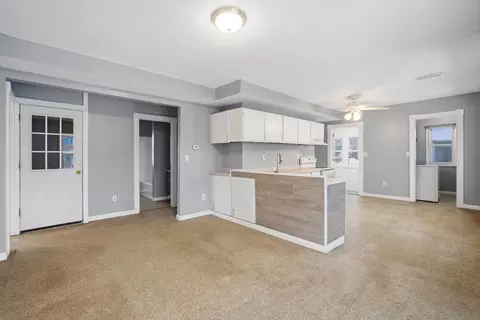 882-884 Liberty St, Springfield, MA 01104 photo 4