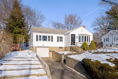 32 Debra Dr, Chicopee, MA 01020 photo 2