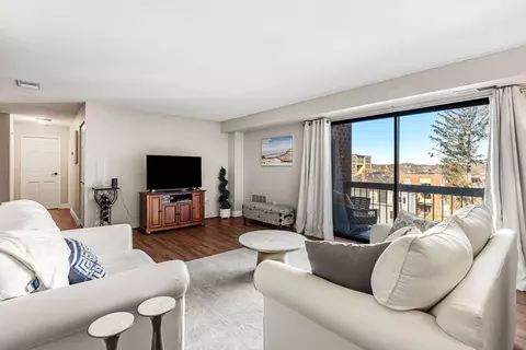 12 Mount Vernon St #44, Melrose, MA 02176