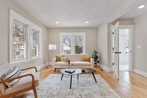 42 N Worcester Ave, Worcester, MA 01606 photo 9