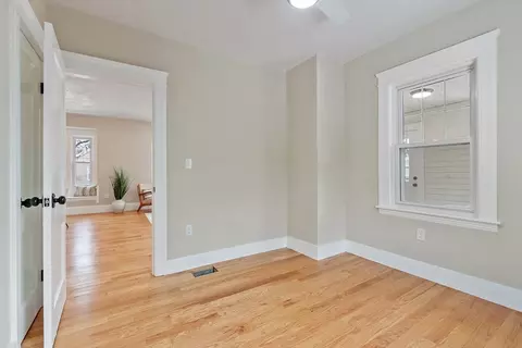 42 N Worcester Ave, Worcester, MA 01606 photo 16