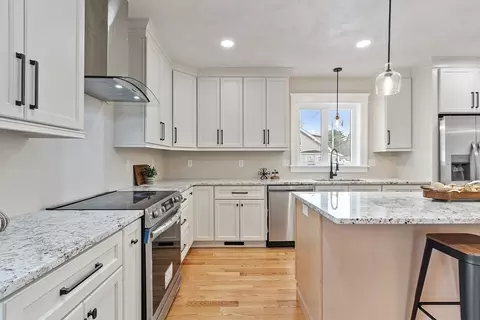 42 N Worcester Ave, Worcester, MA 01606 photo 4