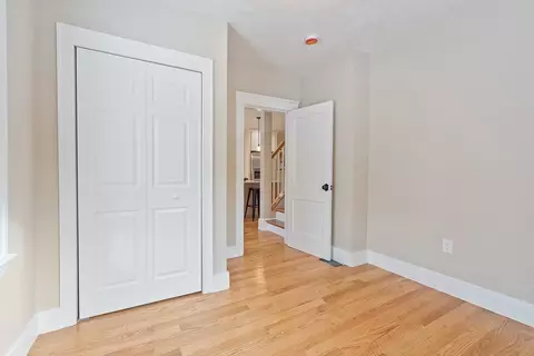 42 N Worcester Ave, Worcester, MA 01606 photo 14