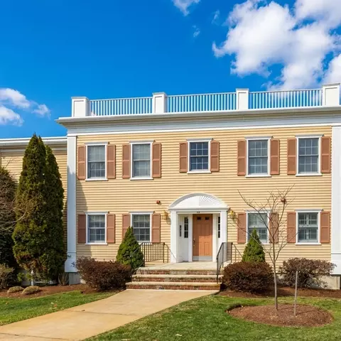 24 Weatherly Dr #1, Salem, MA 01970