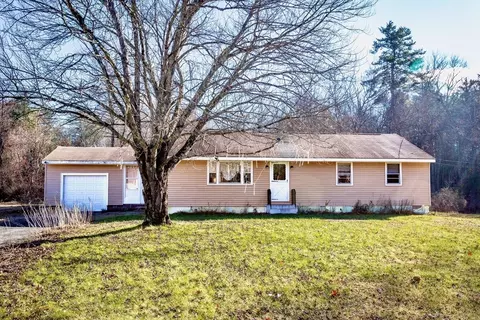 47 Jaeger Dr, Westfield, MA 01085