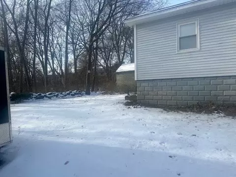 Exterior - 15 Wayside Rd, Worcester, MA 01605 photo 4 of 7