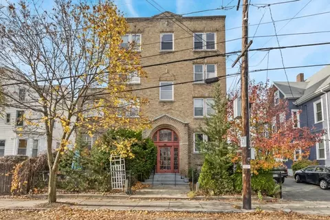 48 Tremont St, Malden, MA 02148