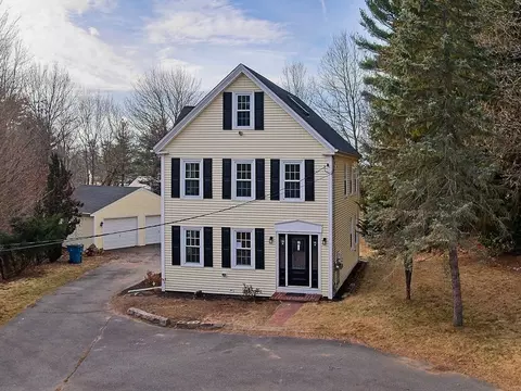 59 Turnpike St, Canton, MA 02021
