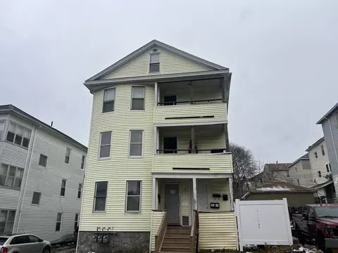 74 Esther St, Worcester, MA 01607