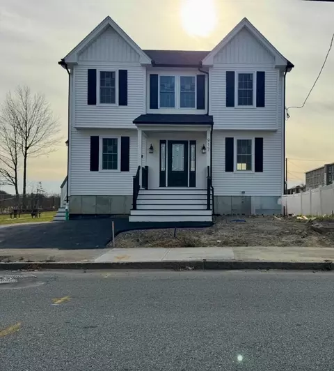 917 Dwelly, Fall River, MA 02720