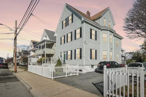 39-41 Kinsman St, Everett, MA 02149