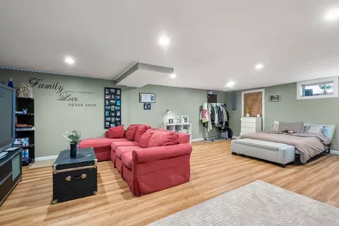 193 Garden St, Needham, MA 02492 photo 24
