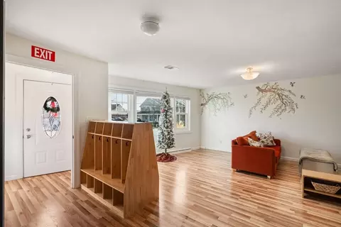 193 Garden St, Needham, MA 02492 photo 34