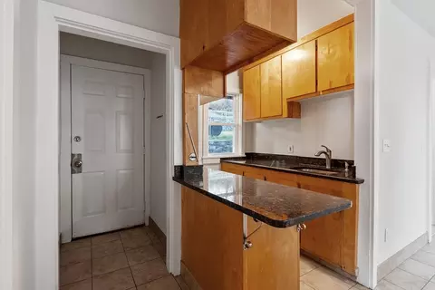 5 Mcfarland Ct, Worcester, MA 01604 photo 10
