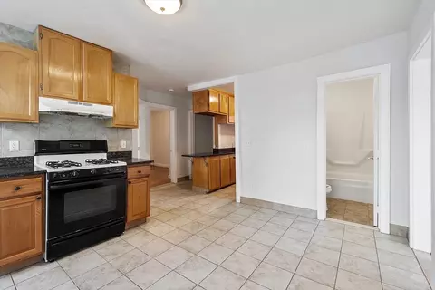 5 Mcfarland Ct, Worcester, MA 01604 photo 18