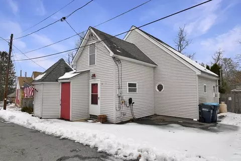 15 Myrtle Ave, Sterling, MA 01564
