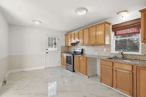 Kitchen - 22 Pheasant Dr, Springfield, MA 01119 photo 2 of 3