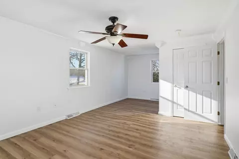 Bedroom - 22 Pheasant Dr, Springfield, MA 01119 photo 2 of 3