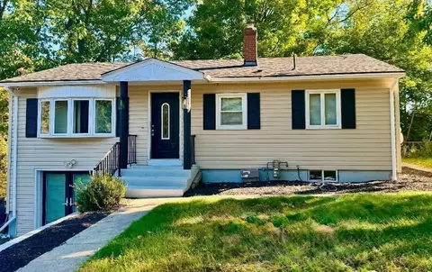 382 Holyoke St, Ludlow, MA 01056