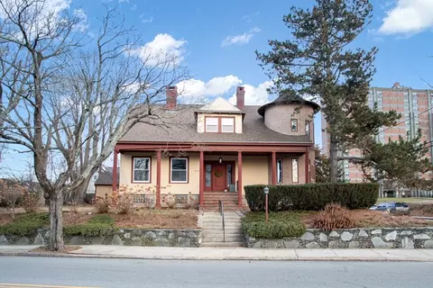 Exterior - 1231 Robeson St, Fall River, MA 02720 photo 2 of 9