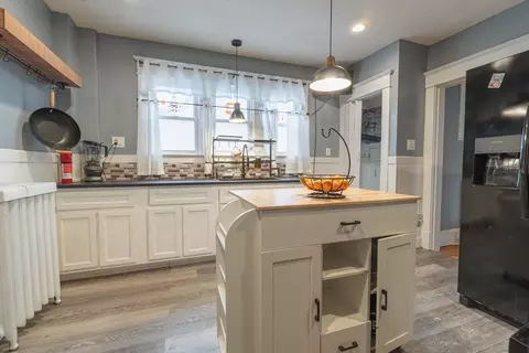 Kitchen - 58 Appleton St, Springfield, MA 01108 photo 2 of 2
