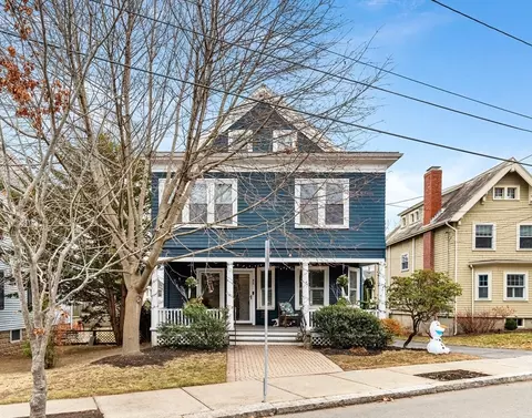 44 Orne St #44, Salem, MA 01970